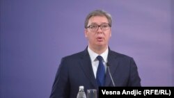 "Da sam ja uradio sve i da sam upravljao bilo kakvim procesima, nisam“, rekao je predsednik Srbije Aleksandar Vučić 8. septembra na konferenciji za novinare povodom dešavanja koja su pratila ustoličenje mitropolita SPC Joanikija na Cetinju u Crnoj Gori.