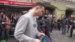 Суд в Петербурге арестовал на два месяца Михаила Цакунова за акцию 5 мая Суд в Петербурге арестовал на два месяца Михаила Цакунова за акцию 5 мая