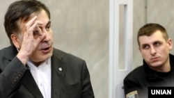 Михаил Саакашвили в зале суда в Киеве, 11 декабря 2017