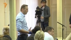 Речь Навального в суде. "Давайте сыграем в веселую игру." Речь Навального в суде. "Давайте сыграем в веселую игру."