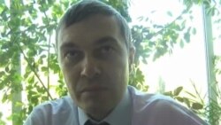 Ринат Вәлиуллин: "Кырымтатарларның проблемнары – күчеш чоры кыенлыклары" Ринат Вәлиуллин: "Кырымтатарларның проблемнары – күчеш чоры кыенлыклары"
