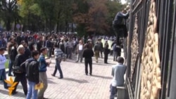 Киргизская оппозиция готова к бессрочным митигам  Киргизская оппозиция готова к бессрочным митигам