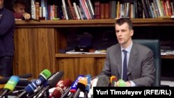 The tone of media coverage concerning Russian tycoon-cum-politician Mikhail Prokhorov seems to have changed overnight.