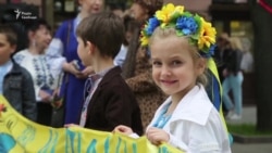 В Одессе прошел мегамарш в вышиванках (видео) В Одессе прошел мегамарш в вышиванках (видео)