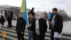 Крымский Евромайдан: как в Крыму требовали отставки президента Януковича (видео) Крымский Евромайдан: как в Крыму требовали отставки президента Януковича (видео)