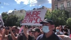 Білоруські вибори: на дільниці у Києві – великі черги (відео) Білоруські вибори: на дільниці у Києві – великі черги (відео)