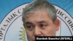 Would-be presidential candidate Ualikhan Qaisarov allegedly made 28 mistakes in his language test.