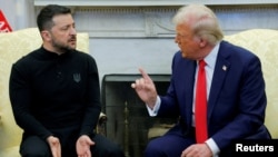 Президент США Дональд Трамп и с президент Украины Владимир Зеленский в Белом доме. Вашингтон, 28 февраля 2025 года