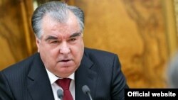 Раисҷумҳури Тоҷикистон Эмомалӣ Раҳмон