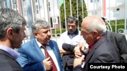 Къакъашура росдал гIадамал.