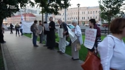 Больно, когда веру превращают в казарму – христианин в России (видео) Больно, когда веру превращают в казарму – христианин в России (видео)
