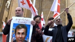 Демонстрация в Тбилиси против Бидзины Иванишвили (архивное фото)