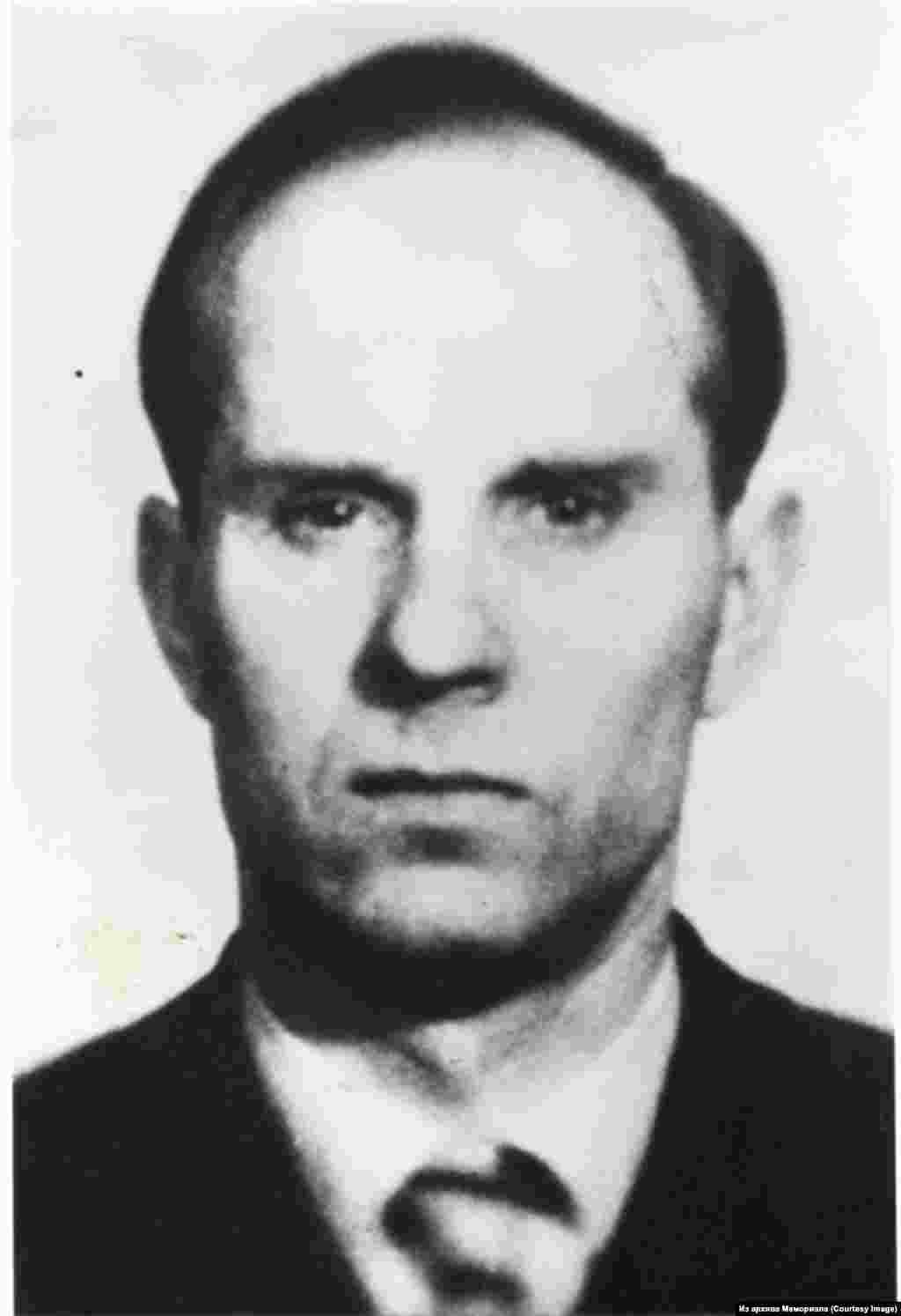 Интс Цалитис (род.1931) - участник латышской подпольной группы, узник сталинских лагерей с 1948 по 1956, политзаключенный с 1958 по 1964 и с 1983 по 1986. 