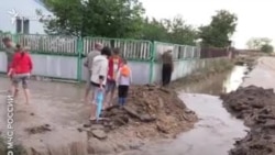 «Великий потоп». Зливи знищують майно й урожай кримчан (відео) «Великий потоп». Зливи знищують майно й урожай кримчан (відео)