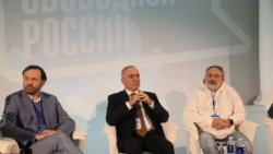 Лицом к событию. "Путина может победить только сам российский народ" Лицом к событию. "Путина может победить только сам российский народ"
