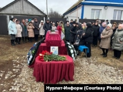 Похороны 19-летнего Сергея Муртазина. 2 декабря 2024 года, Нурлат, Татарстан