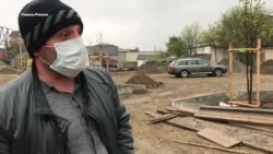 "Нельзя же человека взять и вышвырнуть". В Махачкале из-за стройки выселяют семьи "Нельзя же человека взять и вышвырнуть". В Махачкале из-за стройки выселяют семьи