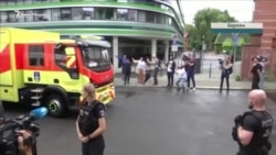 В коме и на аппарате ИВЛ – Навального привезли в берлинскую клинику (видео) В коме и на аппарате ИВЛ – Навального привезли в берлинскую клинику (видео)