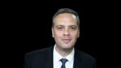 Лицом к событию. Власть Путина разошлась с обществом?  Лицом к событию. Власть Путина разошлась с обществом?