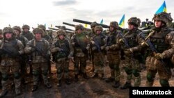 Українські військові беруть участь у навчаннях, Житомирська область, листопад 2018 року