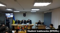 Заседание Голосеевского суда в Киеве, 25 ноября 2015 года