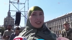 Амина Окуева — герой Майдана и критик Кадырова Амина Окуева — герой Майдана и критик Кадырова