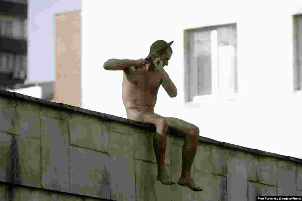 During his latest stunt on October 19, 2014,  Pavlensky cuts off his earlobe to protest the forced use of psychiatric treatment against dissidents. 