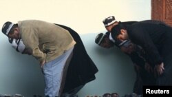 Tajik authorities deny that recent health inspections of mosques in Kulob are meant to prevent them from operating normally.