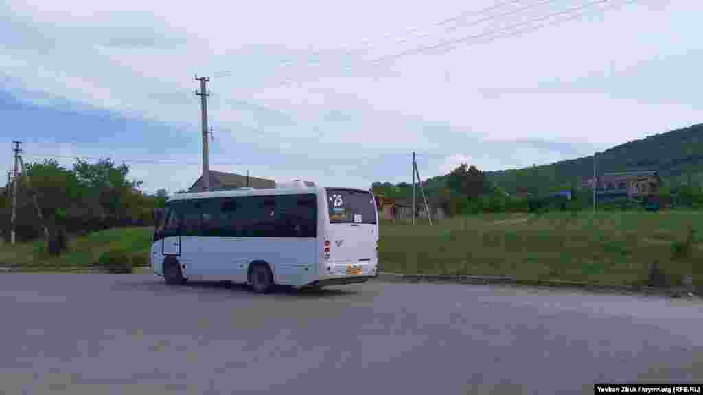В село Оборонное заходят два маршрутных автобуса – №18 и №129