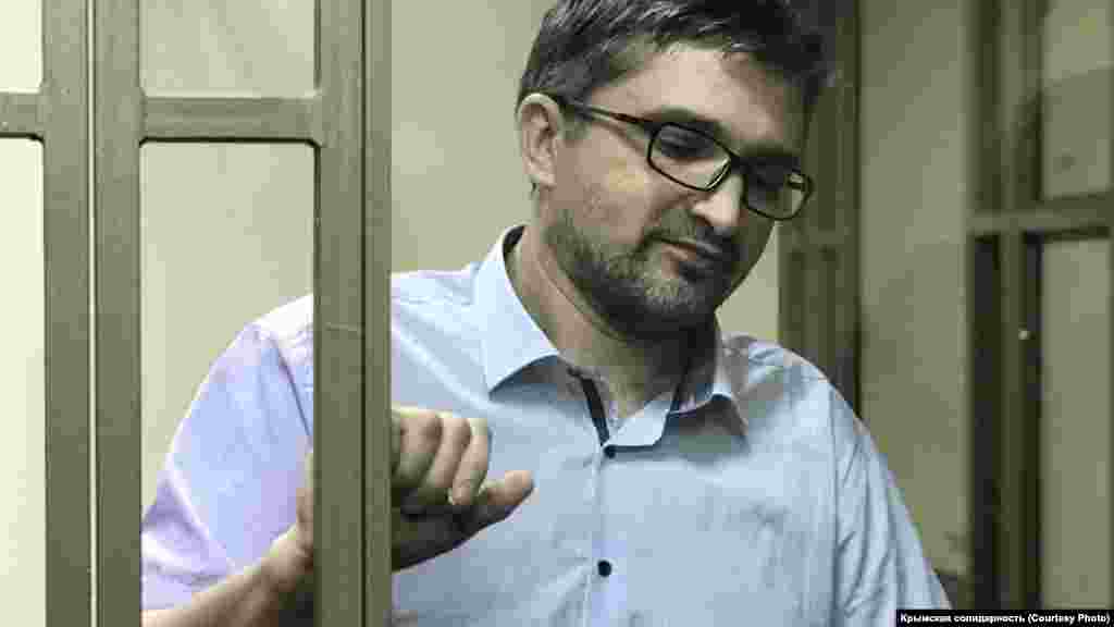«Ні в кого немає жодного права сьогодні говорити на мій народ: «терористи, екстремісти», тому що це також брехня. І наші діти, діти всіх кримських політв'язнів, знатимуть, що їхні батьки не зрадники своєї культури, своєї основи, своєї релігії!» – сказав він, завершуючи свою промову.   Наступного дня Південний окружний військовий суд у російському Ростові-на-Дону засудив Нарімана Мемедемінова до 2 років і 6 місяців колонії