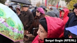 Противники строительства завода на встрече с депутатом