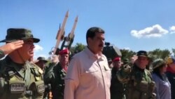 20 дней двоевластия в Венесуэле: что делают Мадуро и Гуайдо 20 дней двоевластия в Венесуэле: что делают Мадуро и Гуайдо