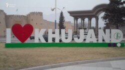 Ронандаҳои таксӣ дар Хуҷанд аз арзонии роҳкиро норозиянд Ронандаҳои таксӣ дар Хуҷанд аз арзонии роҳкиро норозиянд