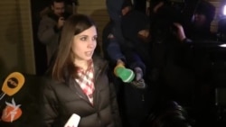 Надежда Толоконникова: первые минуты на свободе Надежда Толоконникова: первые минуты на свободе