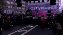 Реакция западных СМИ на новость о возвращении Навального в Россию Реакция западных СМИ на новость о возвращении Навального в Россию