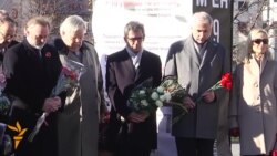 Russians Remember Stalin's Victims Russians Remember Stalin's Victims