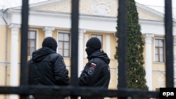 Обыск в здании Международного центра Рерихов