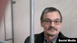 Рафис Кашапов в суде, апрель 2015 года