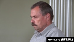 Экс-депутат Верховной Рады АРК Василий Ганыш в зале суда