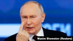 Официально Кремль о введении ЧС не сообщал