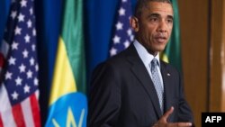 Президент США Барак Обама выступает на совмесной пресс-конференции с премьер-министром Эфиопии Хайле Десаленем в Национальном дворце в Аддис-Абебе, 27 июля 2015 года
