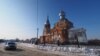 Из-за четырёхполосной магистрали забор, скорее всего, сдвинут вплотную к старинному храму. Устоит ли сама церковь во время масштабных работ — вопрос пока ещё тоже открытый.