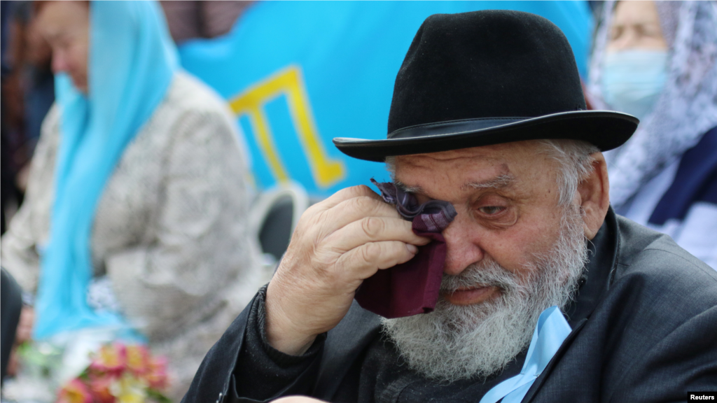 18 мая в Украине и в мире вспоминали жертв геноцида крымскотатарского народа. Именно в этот день в 1944 году началась депортация крымских татар с полуострова. Всего было депортировано около 200 тысяч человек. Больше о том, как проходил День памяти жертв геноцида крымскотатарского народа в Крыму – в фотогалерее Крым.Реалии