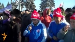 В Ульяновске прошел молебен под флагами "Единой России" В Ульяновске прошел молебен под флагами "Единой России"