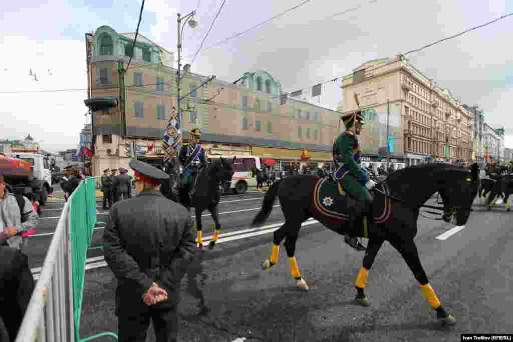 Праздник Москвы в "день тишины". Участники "Спасской башни"