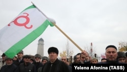Жители Ингушетии на акции протеста против передачи своих земель Чечне, Магас, 31 октября 2018 года