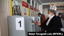Voting taking place in Bishkek on October 4.