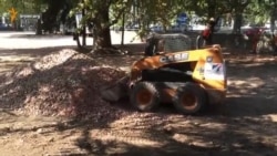 В Симферополе строят парковку без сметы (видео) В Симферополе строят парковку без сметы (видео)