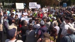 Kazakh Protesters Demand Release Of Political Prisoners, Expulsion Of Chinese Envoy Kazakh Protesters Demand Release Of Political Prisoners, Expulsion Of Chinese Envoy