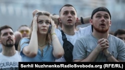 Емоції вболівальників у фан-зоні збірної України